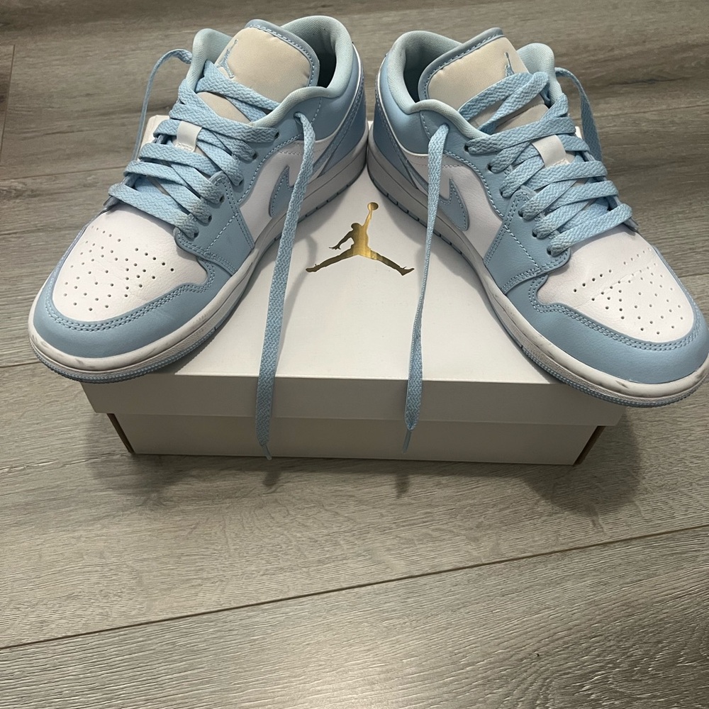 Jordan 1 Low White Ice Blue (Women's). size 7 woman